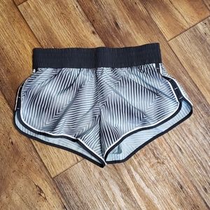 Xersion women's athletic shorts